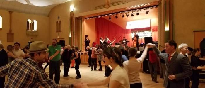 Club de Danse - ANNULÉ : potluck de fin d'année et démonstration de danses !